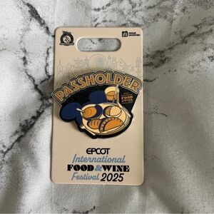 Disney | NWT Food & Wine Festival Pin